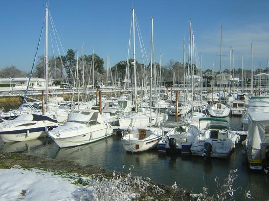 le port sous la neige